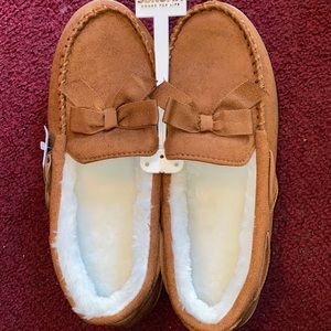 NWT  Faux Suede Fur Moccasins